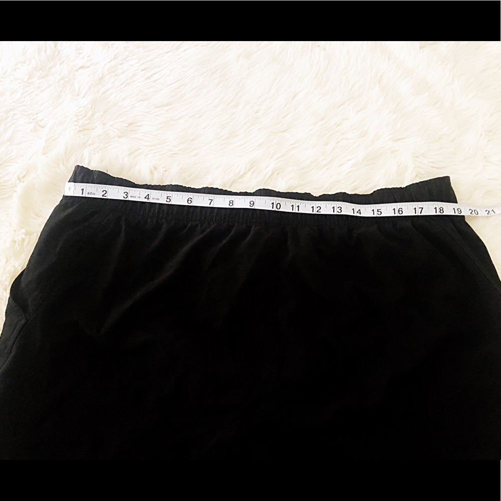 Black Swim Trunks - Picture 5 of 8